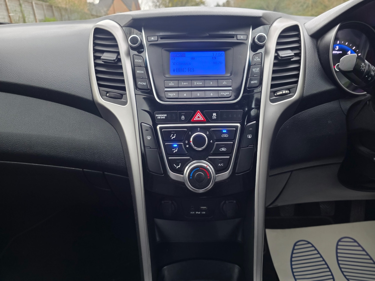 Used Hyundai i30 2015 for sale - 78102430: Photo 18