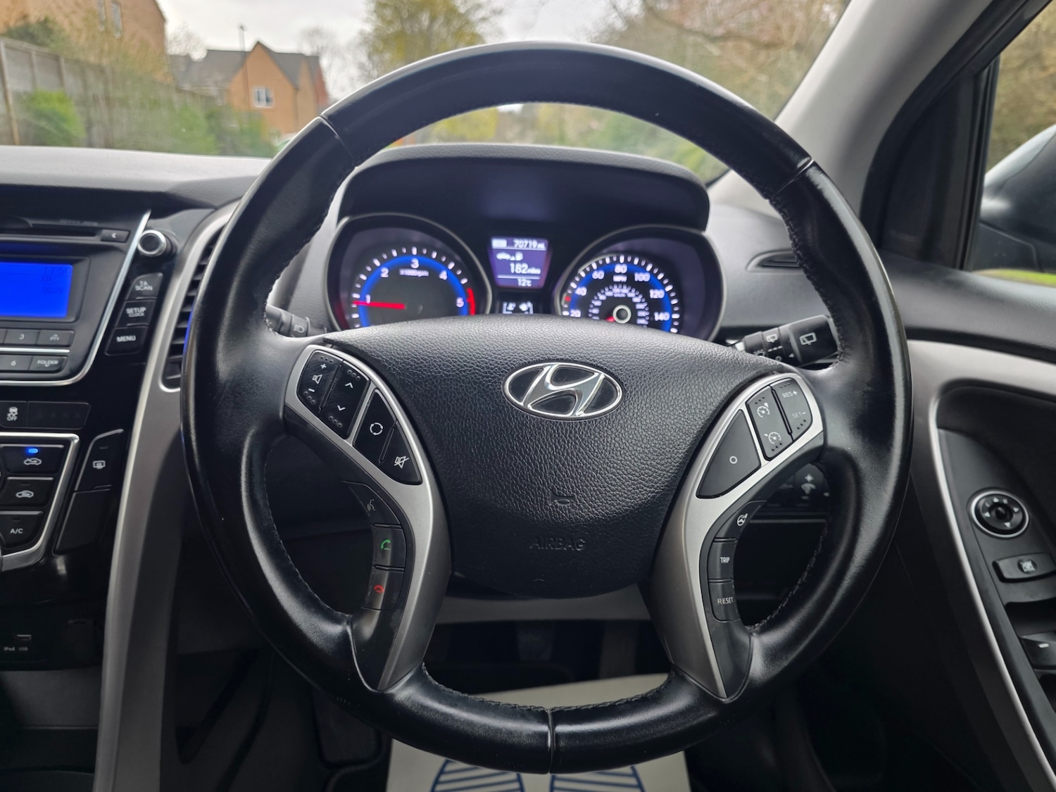 Used Hyundai i30 2015 for sale - 78102430: Photo 22