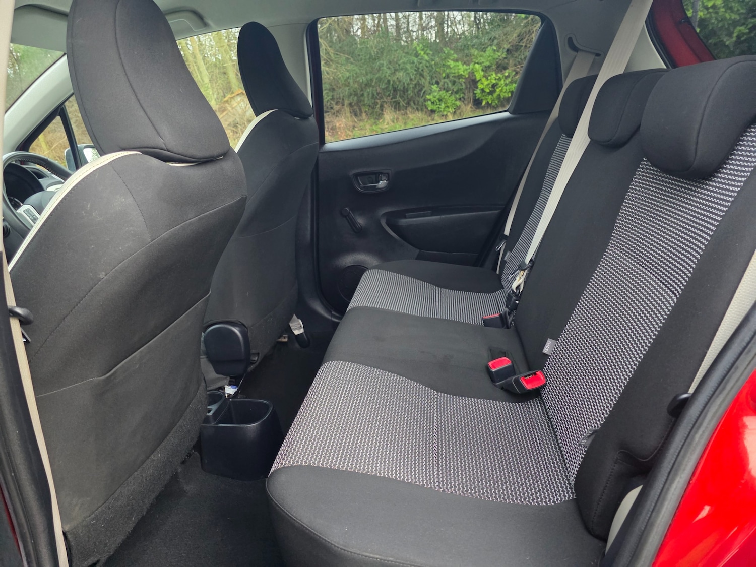 Used Toyota Yaris 2013 for sale - 77564352: Photo 33