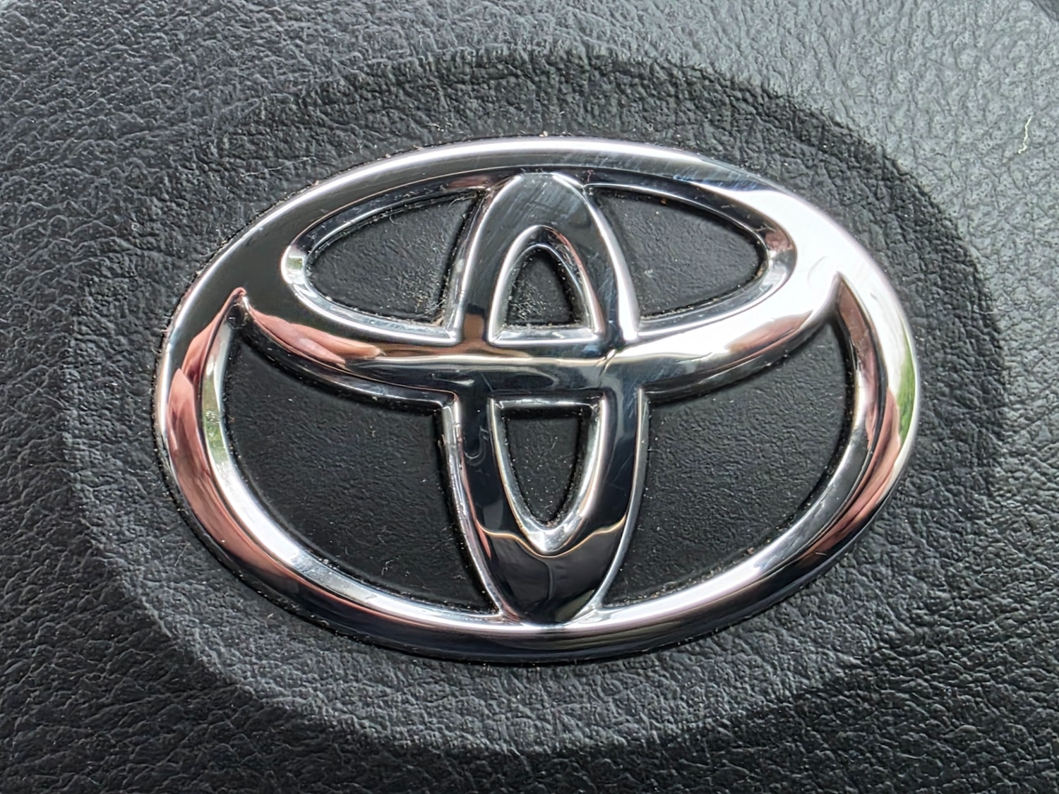 Used Toyota Yaris 2013 for sale - 77564352: Photo 37