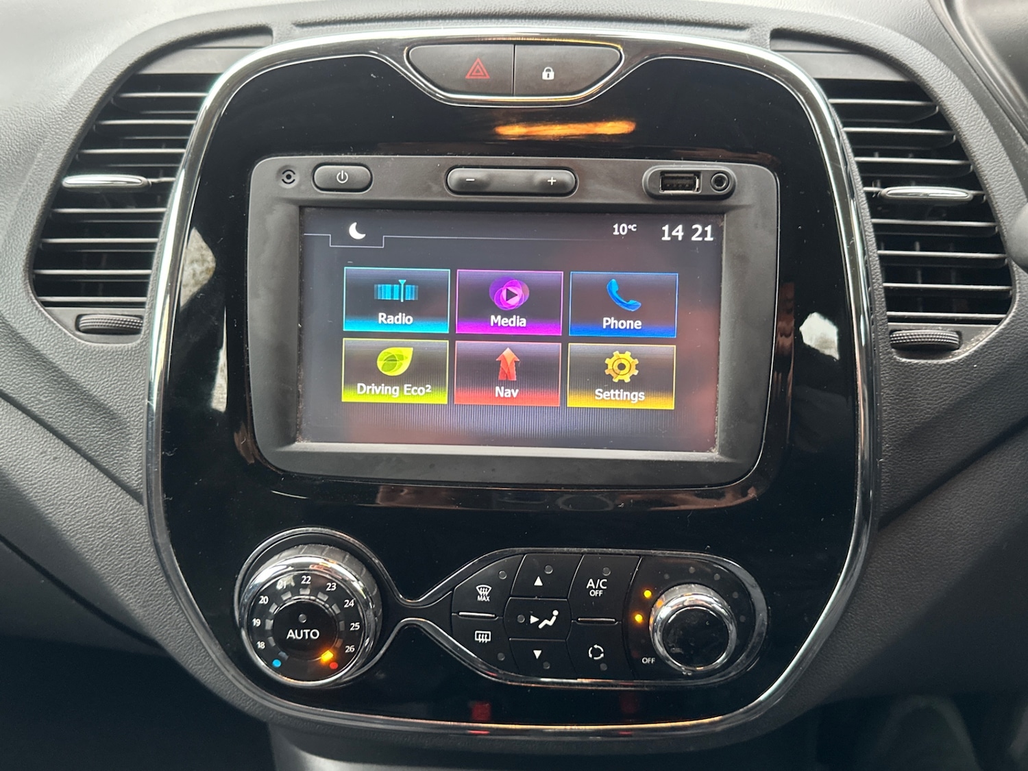 Used Renault Captur 2016 for sale - 76536995: Photo 14