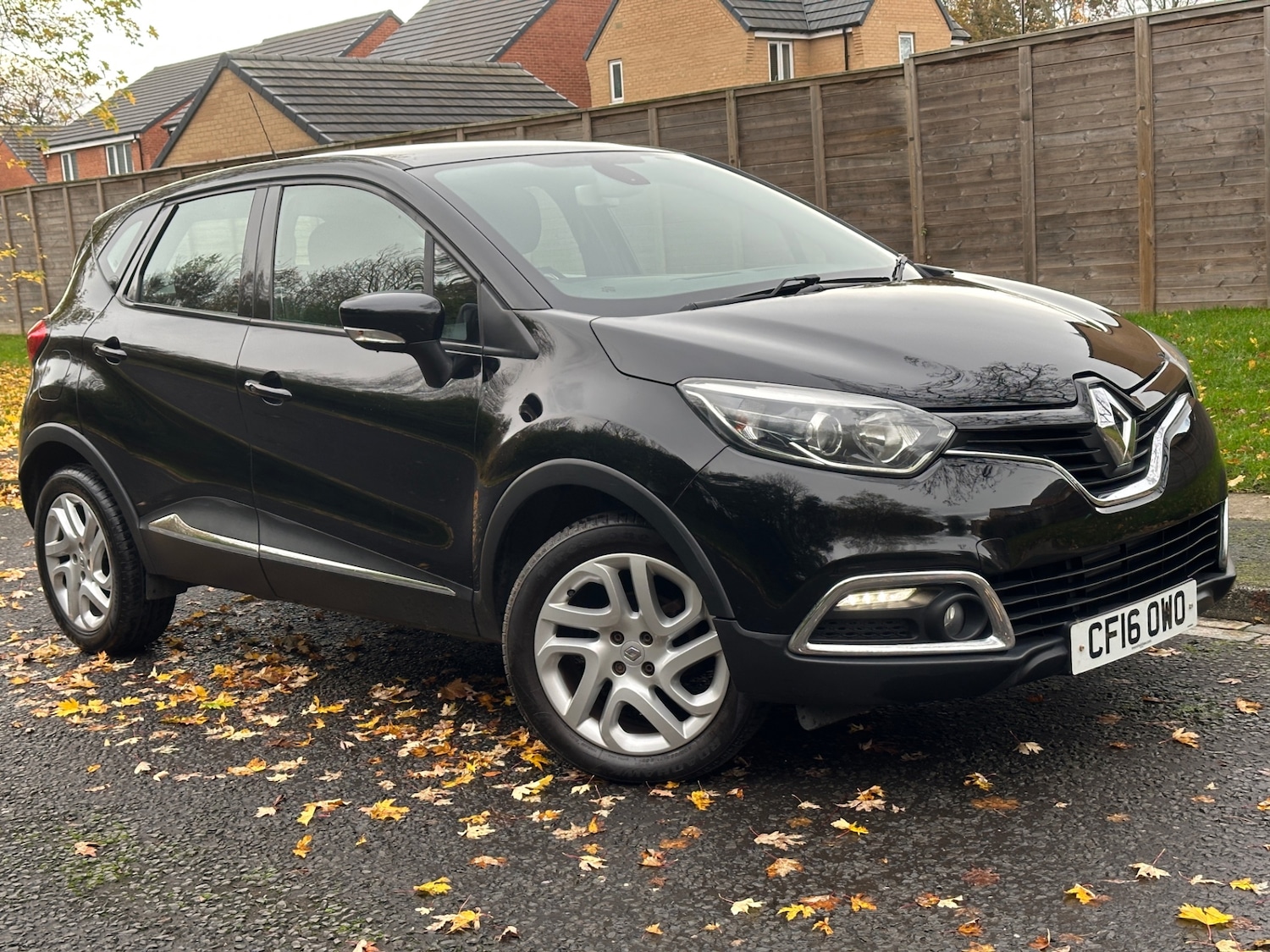 Used Renault Captur 2016 for sale - 76536995: Photo 16