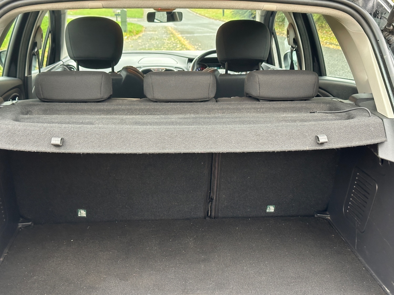 Used Renault Captur 2016 for sale - 76536995: Photo 32