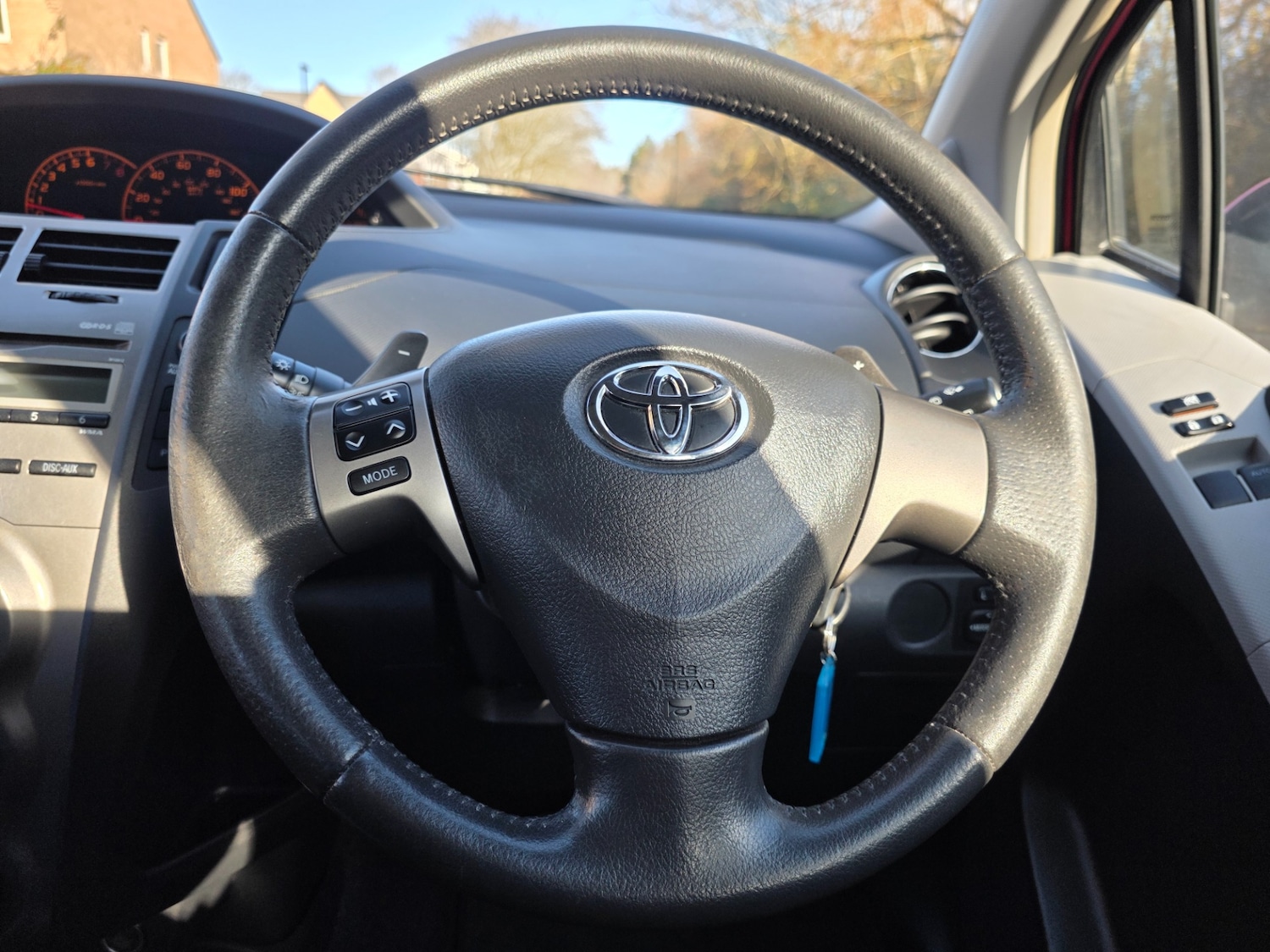 Used Toyota Yaris 2010 for sale - 77564354: Photo 30