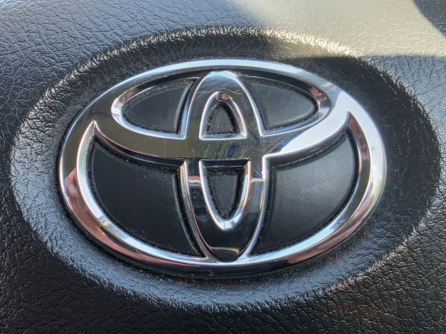 Used Toyota Yaris 2010 for sale - 77564354: Photo 31