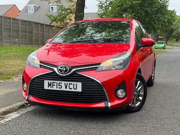Used Toyota Yaris 2015 for sale - 79192835: Photo