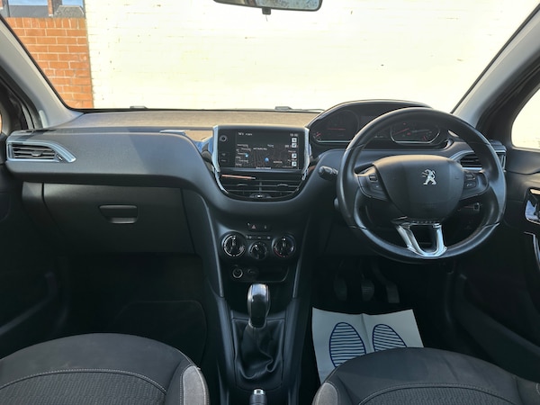 Used Peugeot 208 2014 for sale - 76245519: Photo 12