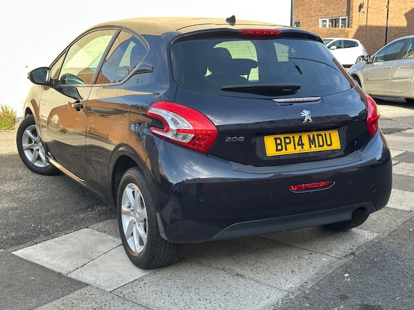 Used Peugeot 208 2014 for sale - 76245519: Photo 26