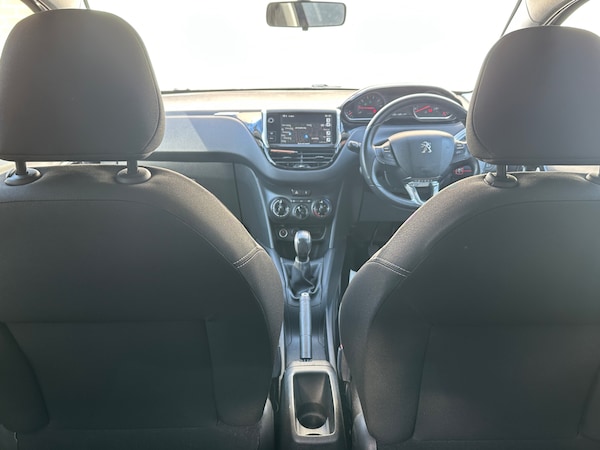 Used Peugeot 208 2014 for sale - 76245519: Photo 39