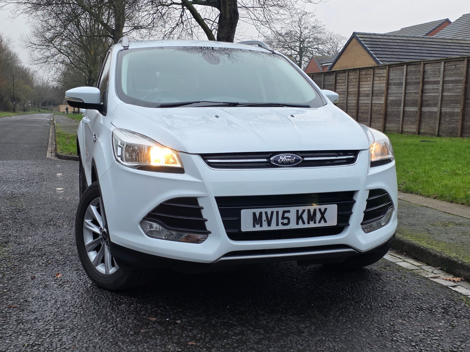 Used Ford Kuga 2015 for sale - 77370894: Photo 2