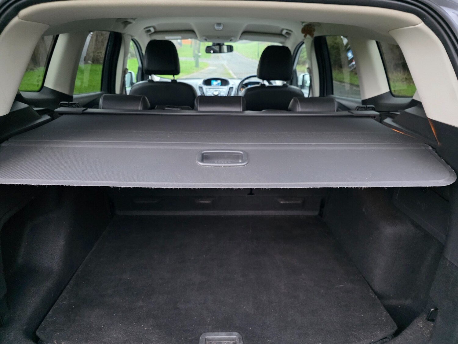 Used Ford Kuga 2015 for sale - 77370894: Photo 31