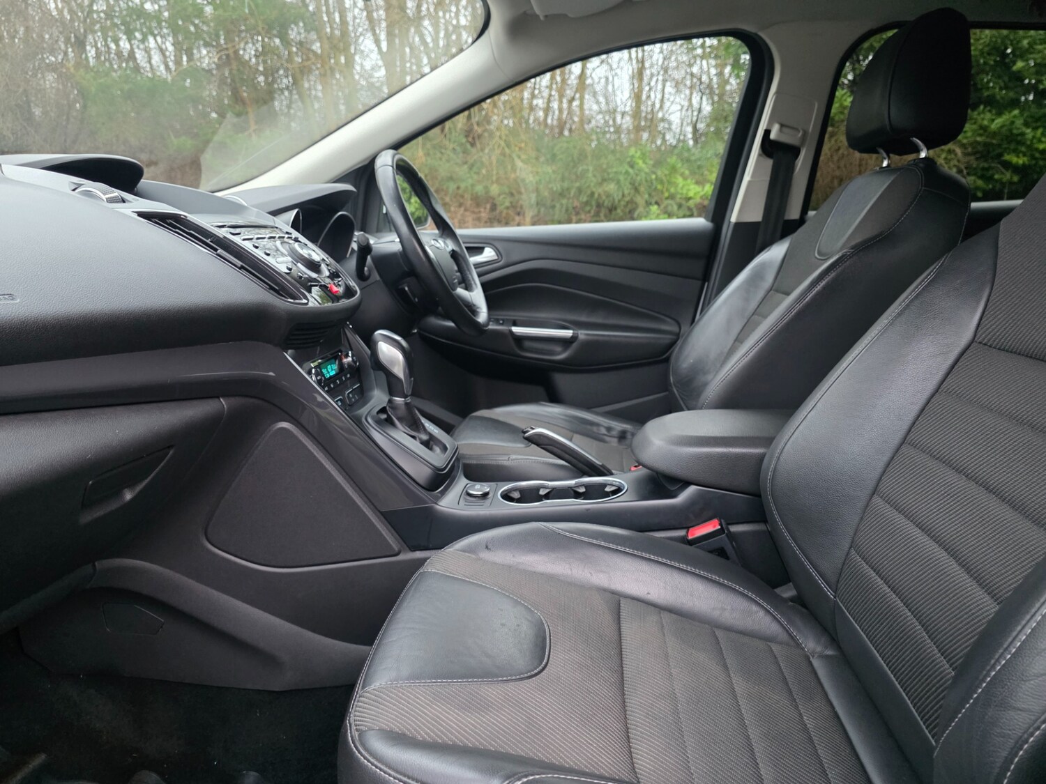 Used Ford Kuga 2015 for sale - 77370894: Photo 32