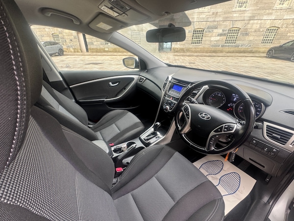 Used Hyundai i30 2014 for sale - 76130310: Photo 19