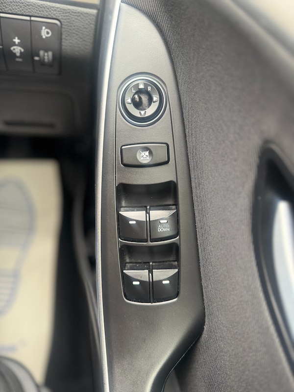 Used Hyundai i30 2014 for sale - 76130310: Photo 20