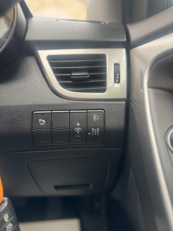 Used Hyundai i30 2014 for sale - 76130310: Photo 22
