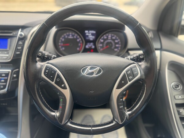 Used Hyundai i30 2014 for sale - 76130310: Photo 27