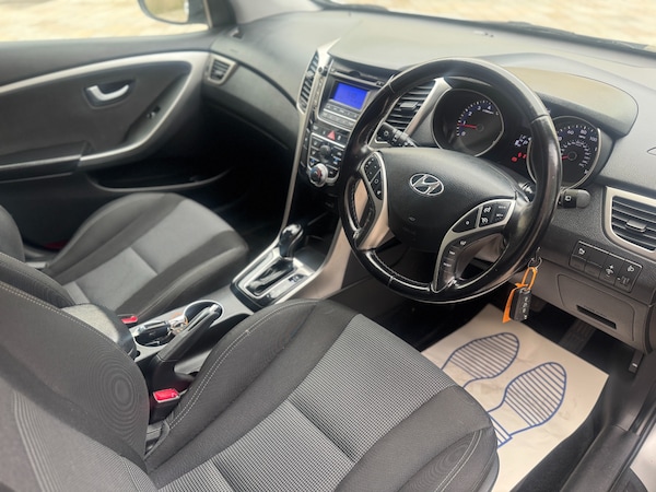 Used Hyundai i30 2014 for sale - 76130310: Photo 9