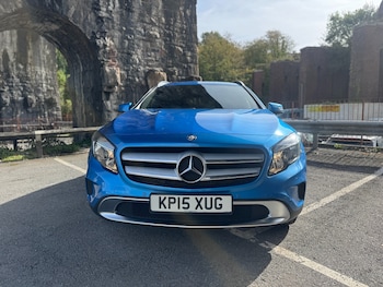 Used Mercedes-Benz GLA 2015 for sale - 76205785: Photo 2