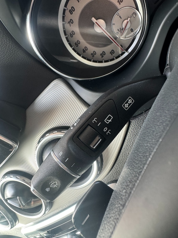 Used Mercedes-Benz GLA 2015 for sale - 76205785: Photo 31