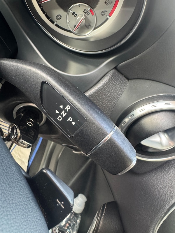 Used Mercedes-Benz GLA 2015 for sale - 76205785: Photo 32