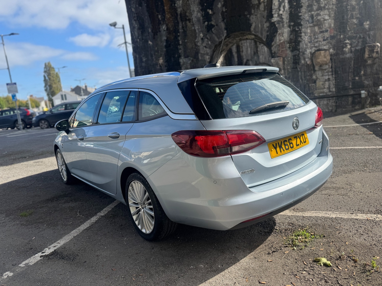 Used Vauxhall Astra 2016 for sale - 76219365: Photo 6