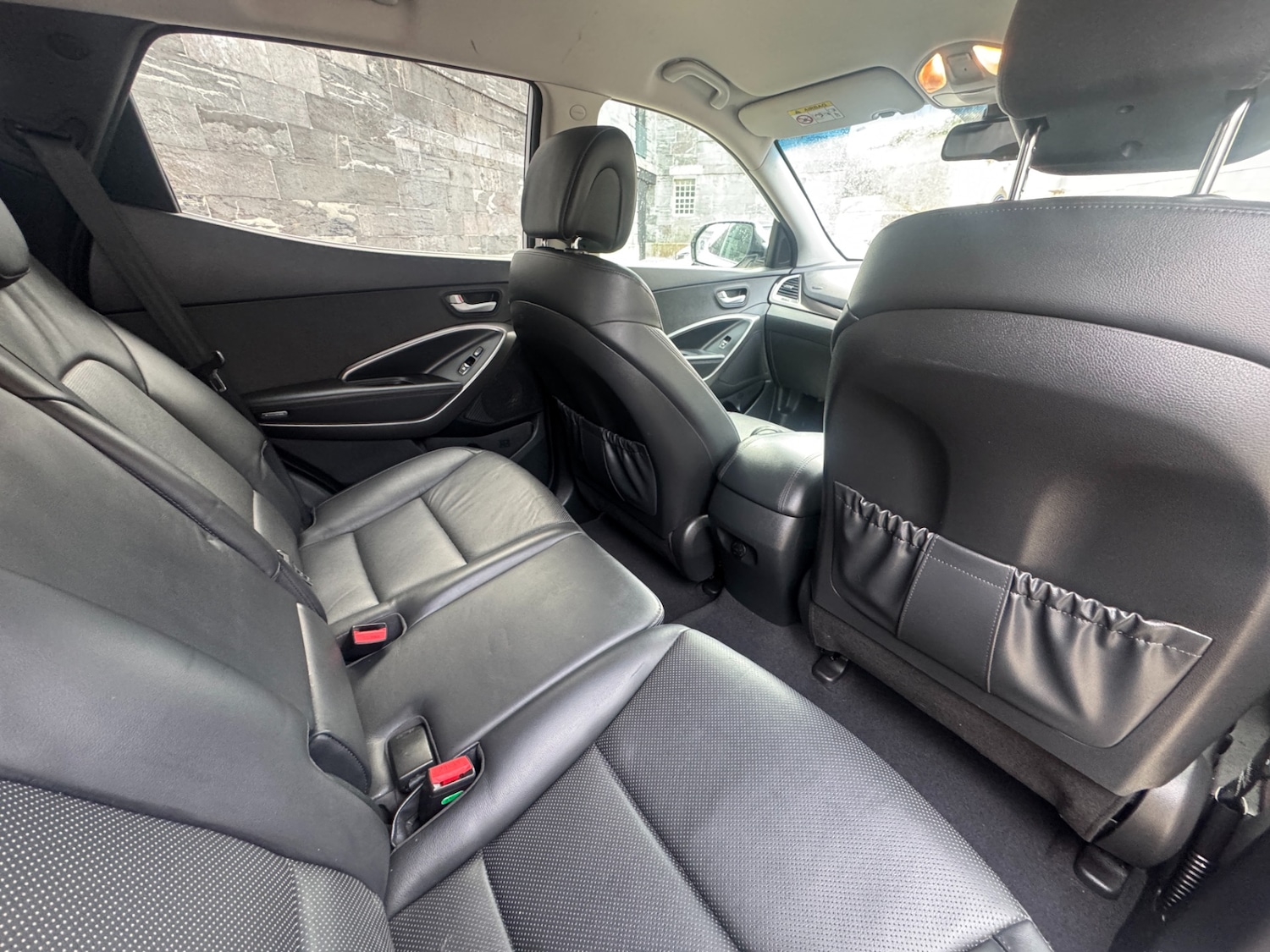 Used Hyundai Santa Fe 2015 for sale - 77731091: Photo 17