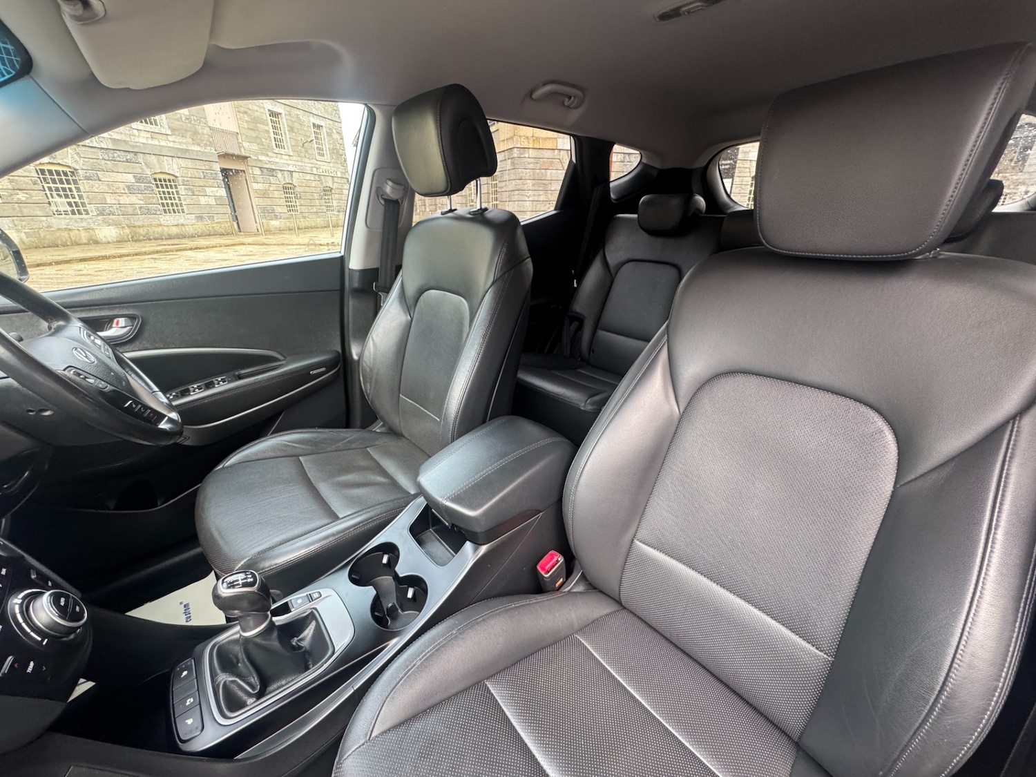 Used Hyundai Santa Fe 2015 for sale - 77731091: Photo 18