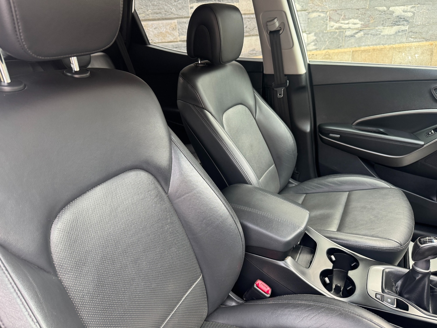 Used Hyundai Santa Fe 2015 for sale - 77731091: Photo 21