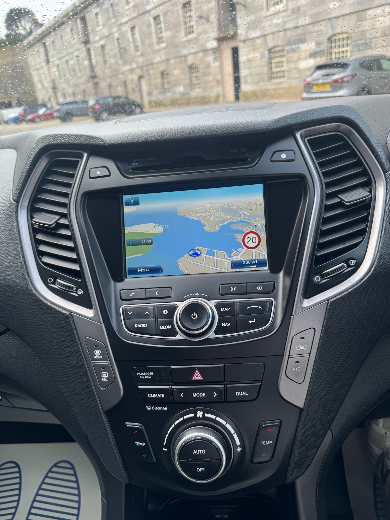 Used Hyundai Santa Fe 2015 for sale - 77731091: Photo 36