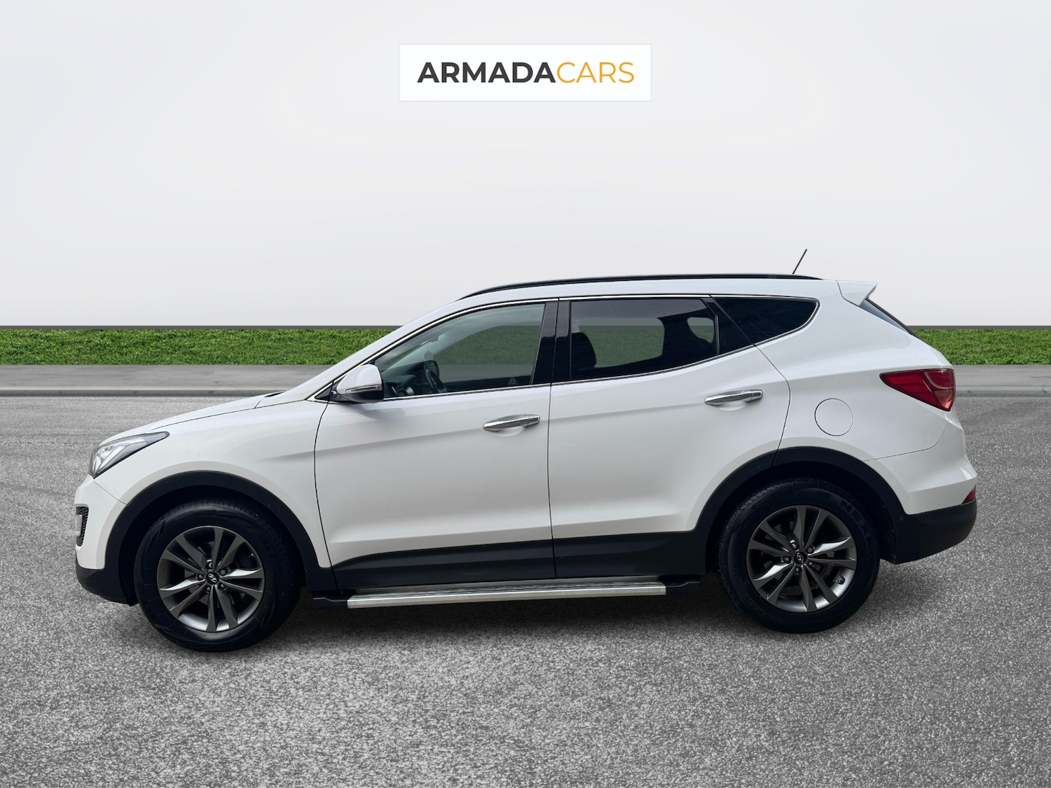 Used Hyundai Santa Fe 2015 for sale - 77731091: Photo 4