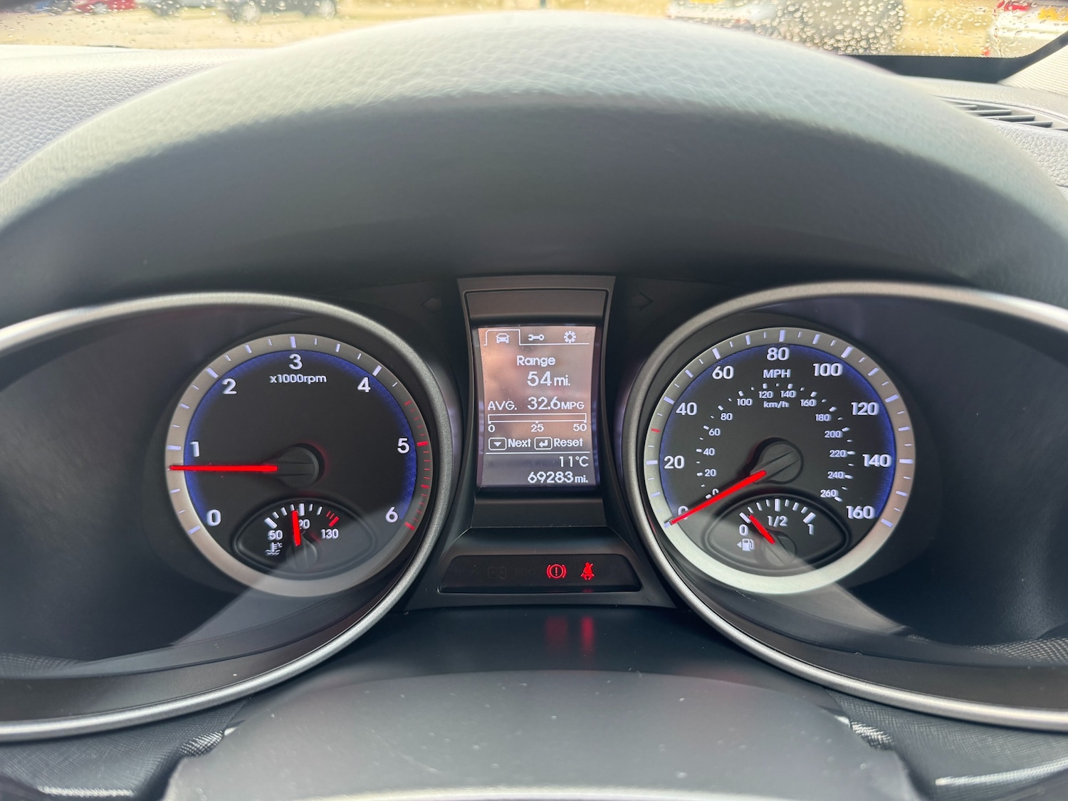 Used Hyundai Santa Fe 2015 for sale - 77731091: Photo 40