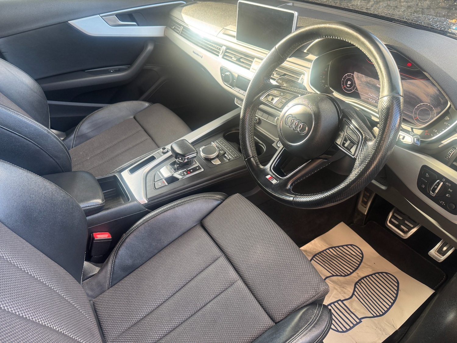 Used Audi A4 2016 for sale - 76705723: Photo 13