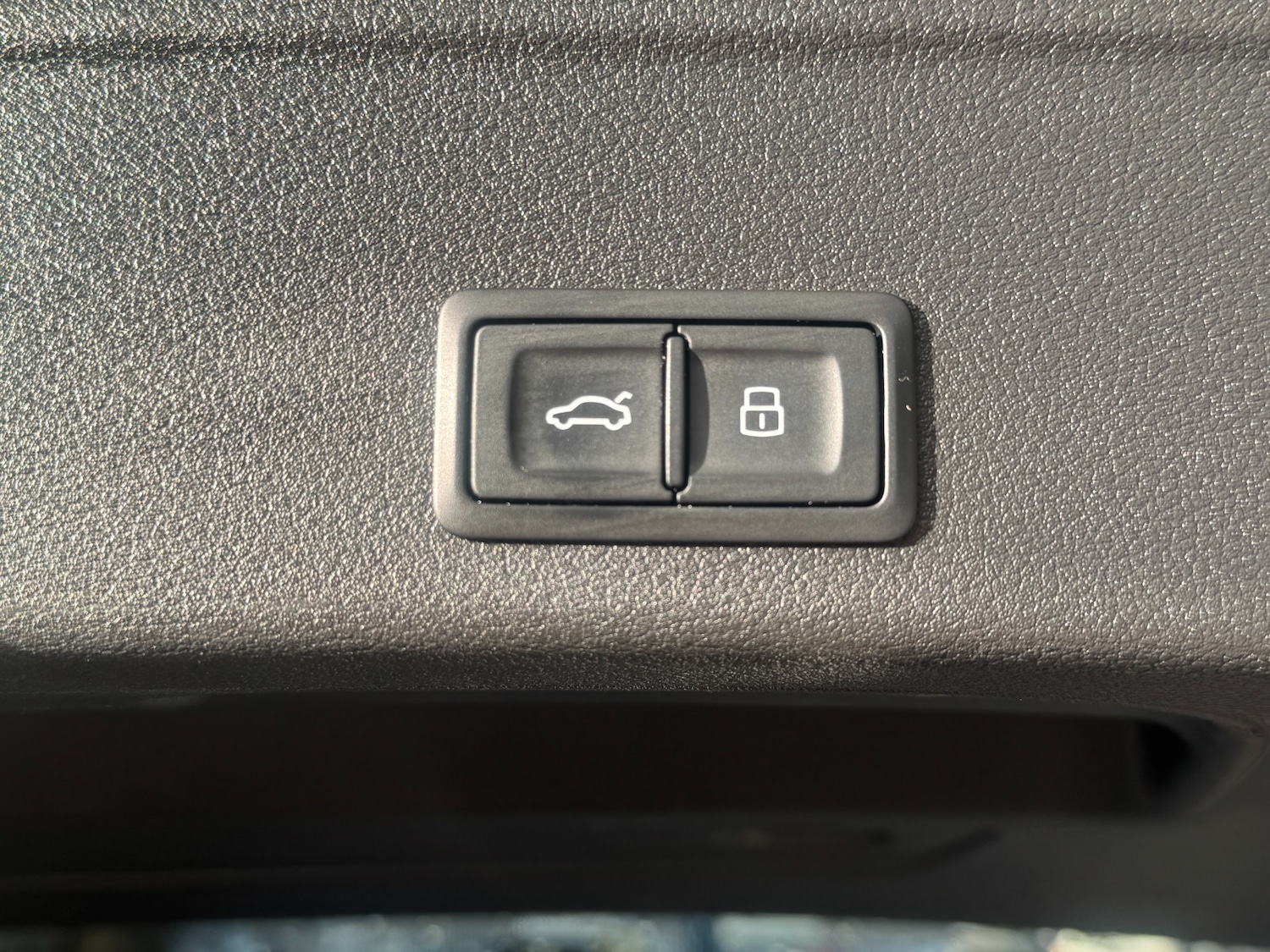 Used Audi A4 2016 for sale - 76705723: Photo 20