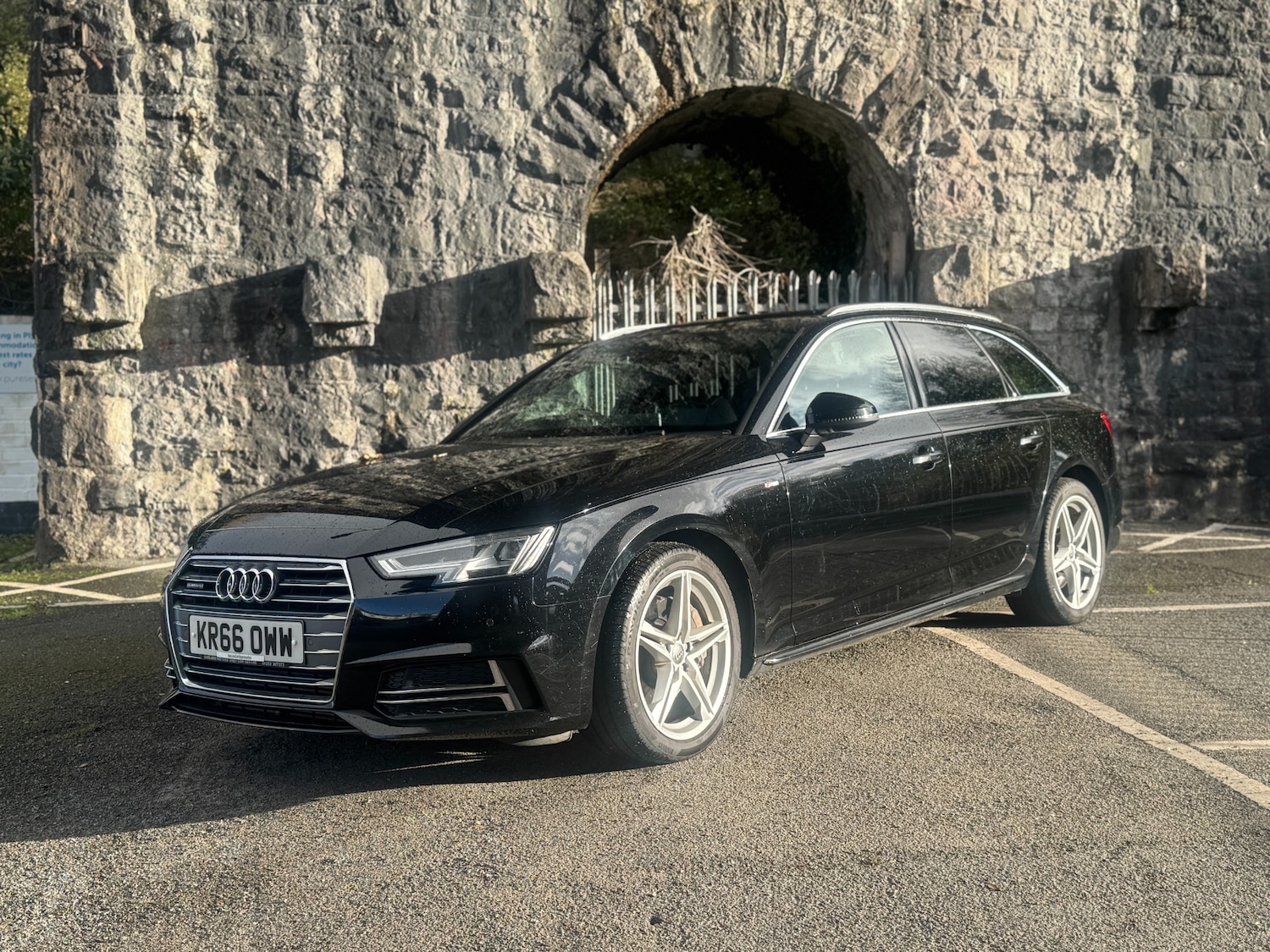 Used Audi A4 2016 for sale - 76705723: Photo 3