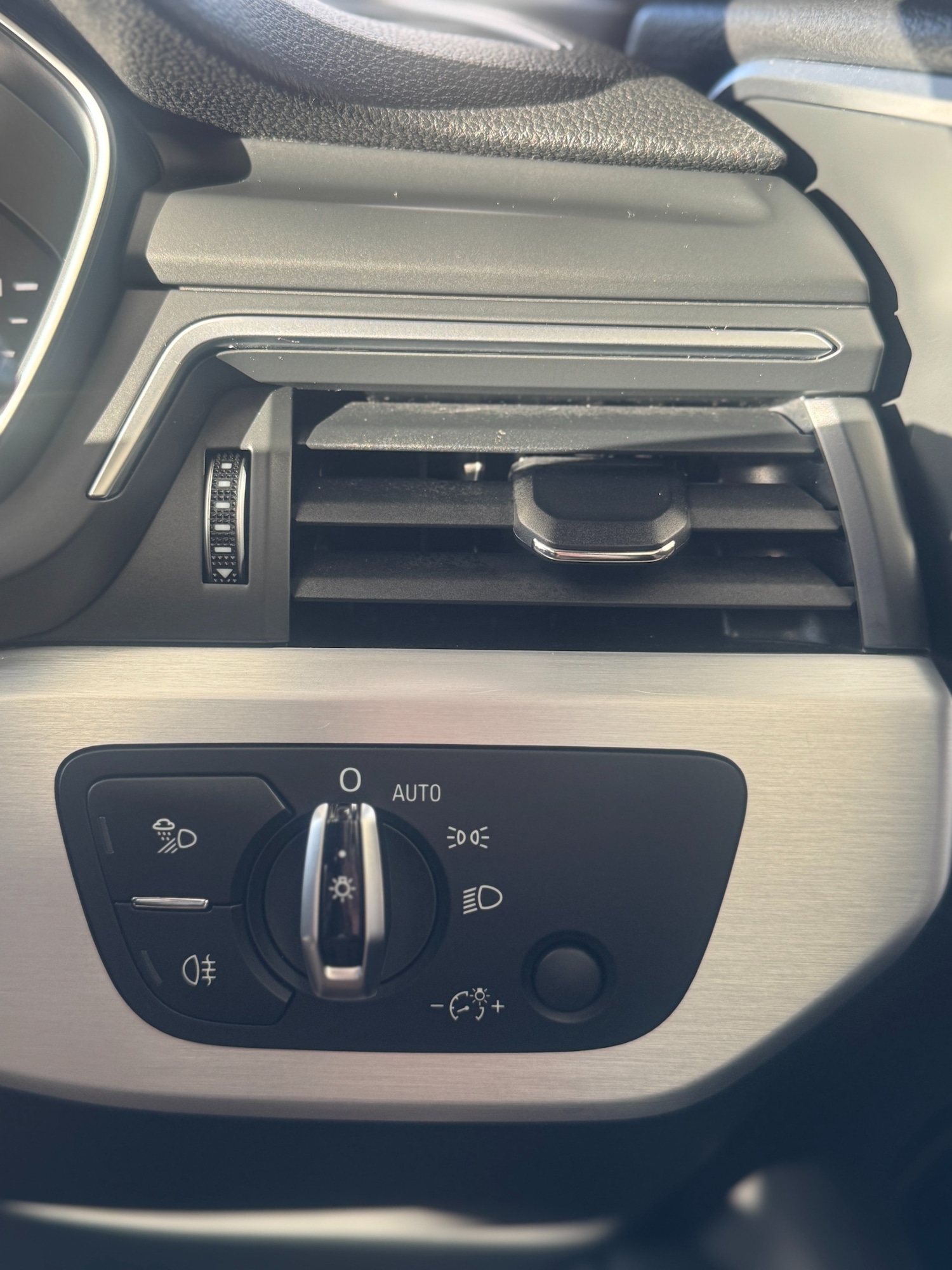 Used Audi A4 2016 for sale - 76705723: Photo 30