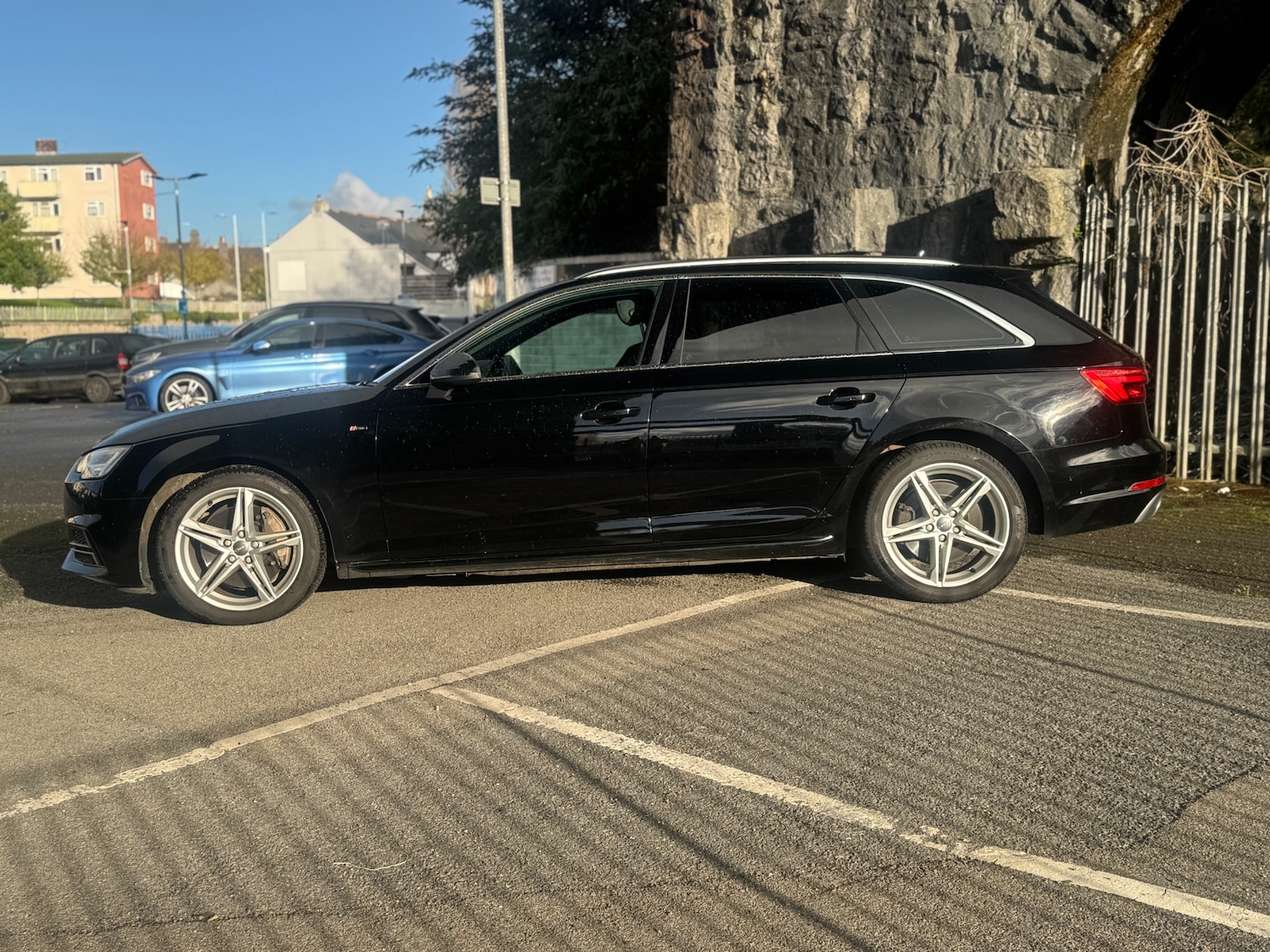 Used Audi A4 2016 for sale - 76705723: Photo 4