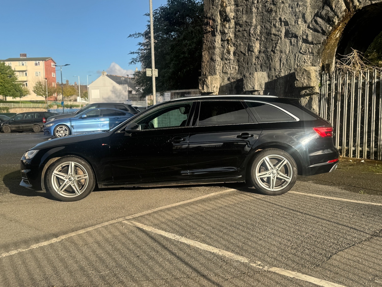 Used Audi A4 2016 for sale - 76705723: Photo 6