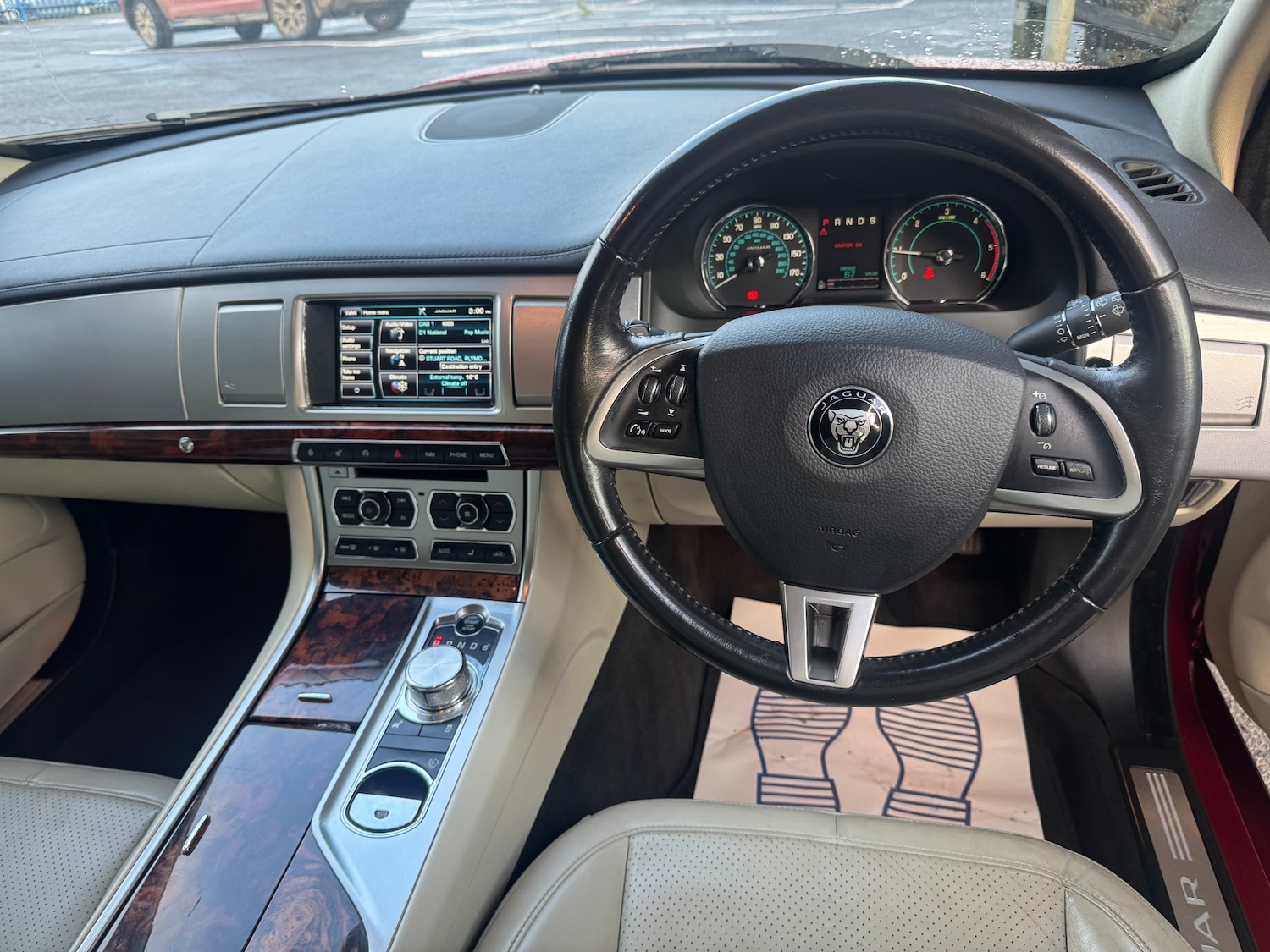 Used Jaguar XF 2014 for sale - 77273975: Photo 16