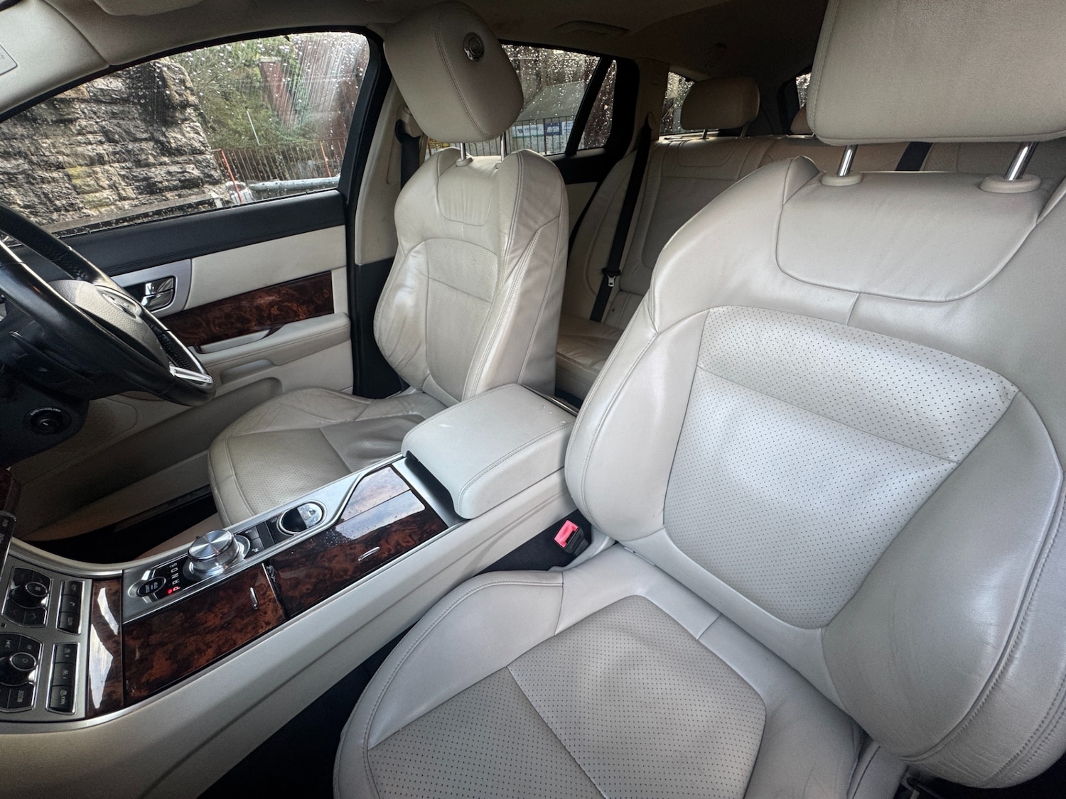 Used Jaguar XF 2014 for sale - 77273975: Photo 17