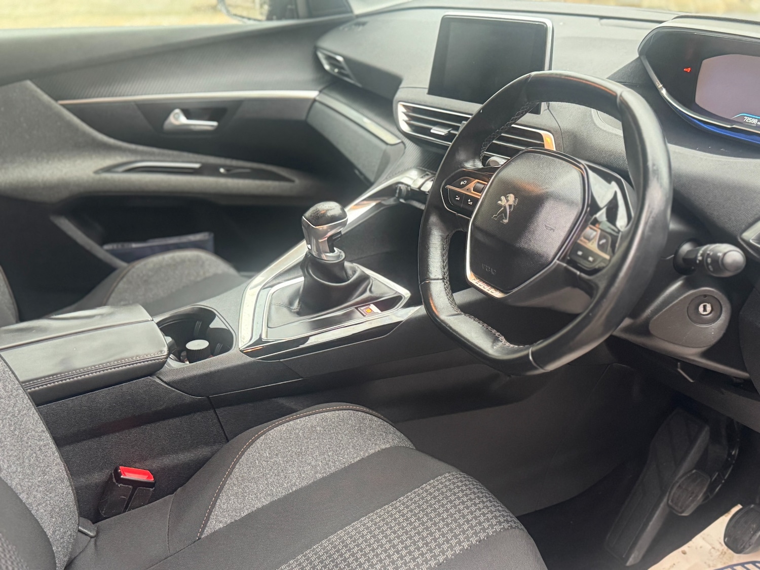 Used Peugeot 3008 2018 for sale - 76556776: Photo 14