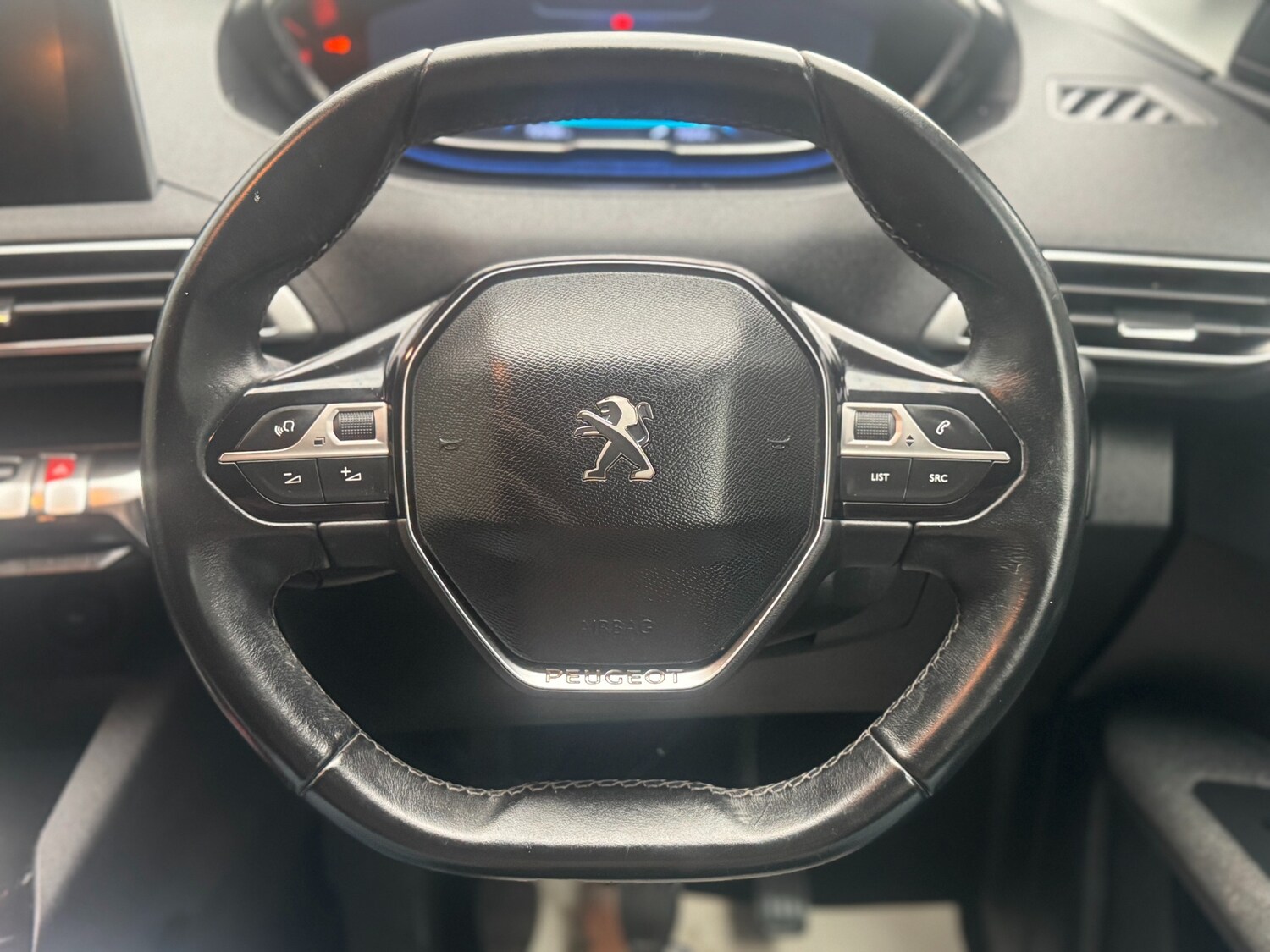 Used Peugeot 3008 2018 for sale - 76556776: Photo 17