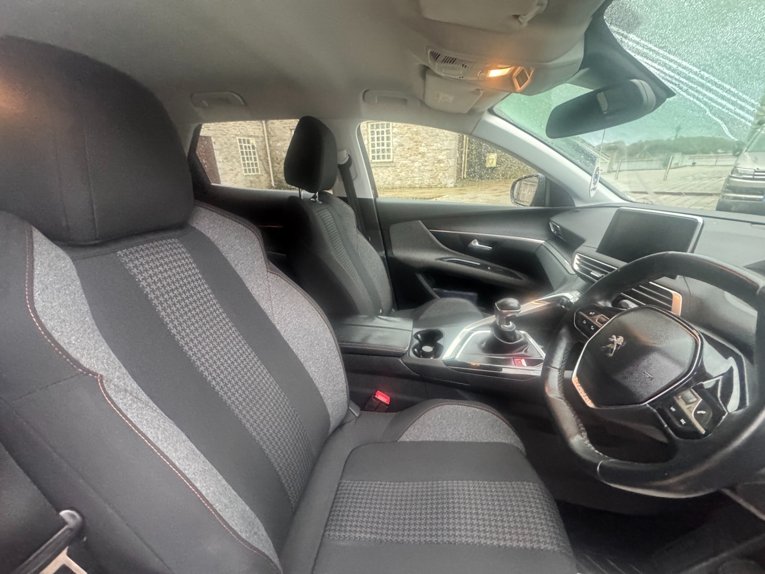 Used Peugeot 3008 2018 for sale - 76556776: Photo 22