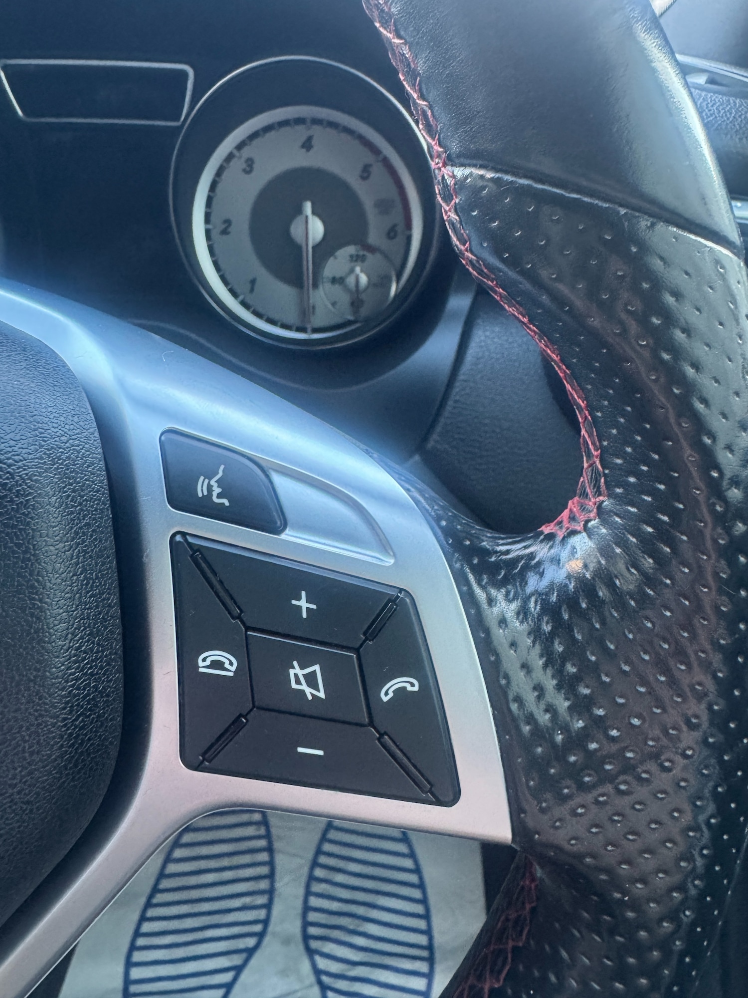 Used Mercedes-Benz GLA 2015 for sale - 76414024: Photo 18