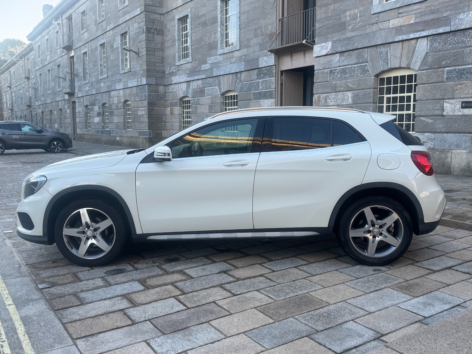 Used Mercedes-Benz GLA 2015 for sale - 76414024: Photo 4