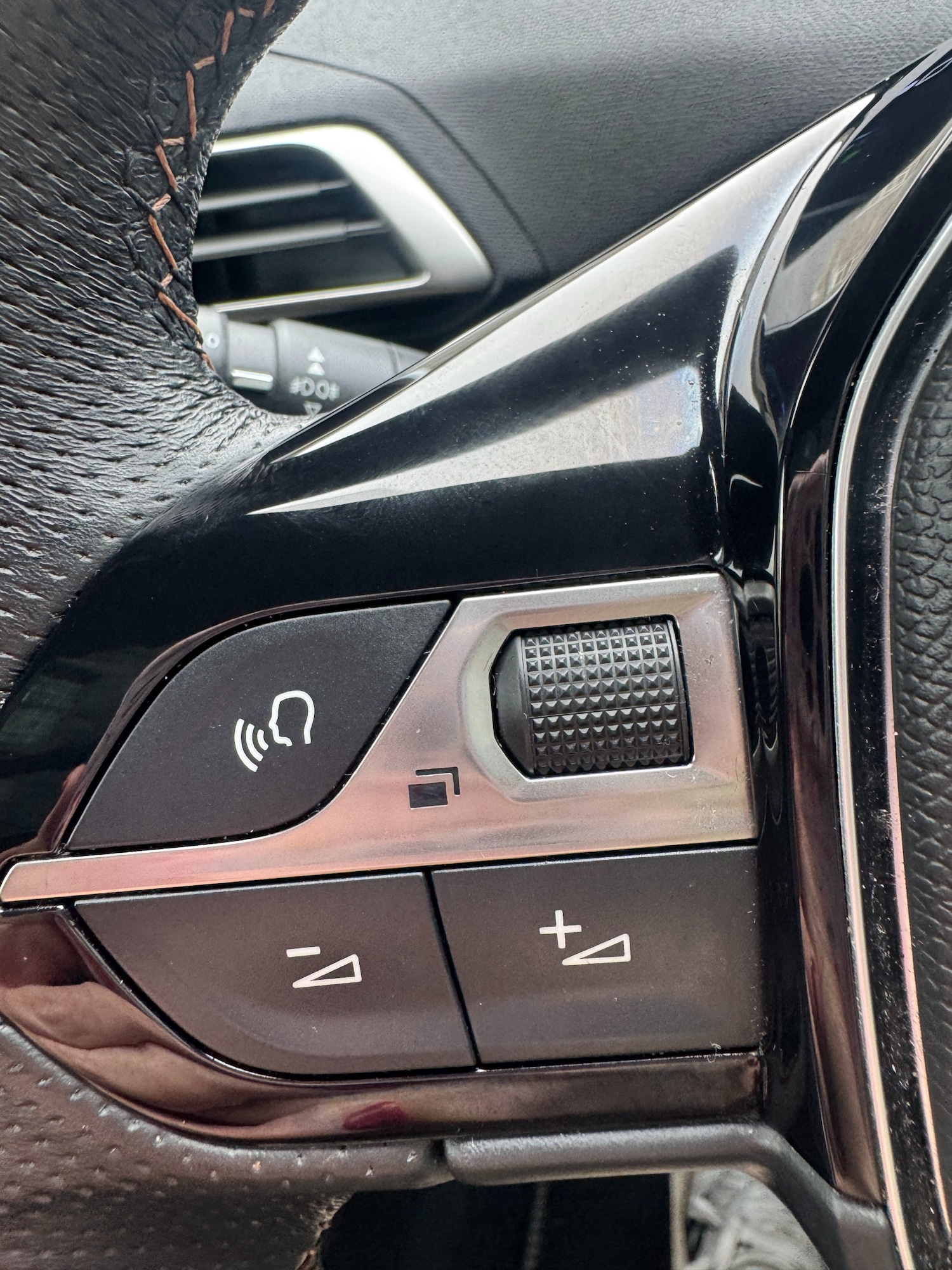 Used Peugeot 3008 2019 for sale - 77531820: Photo 32