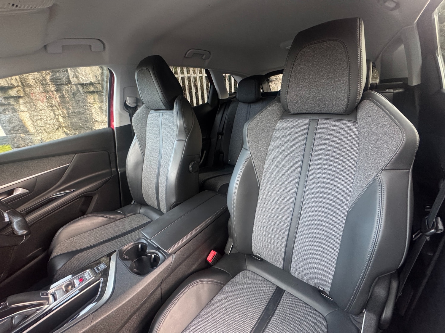 Used Peugeot 3008 2017 for sale - 76816986: Photo 16