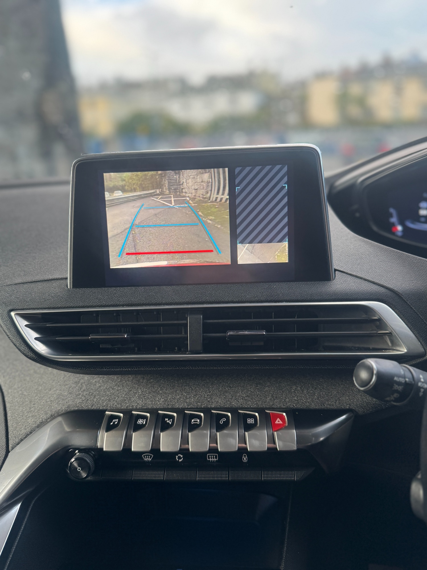 Used Peugeot 3008 2017 for sale - 76816986: Photo 22