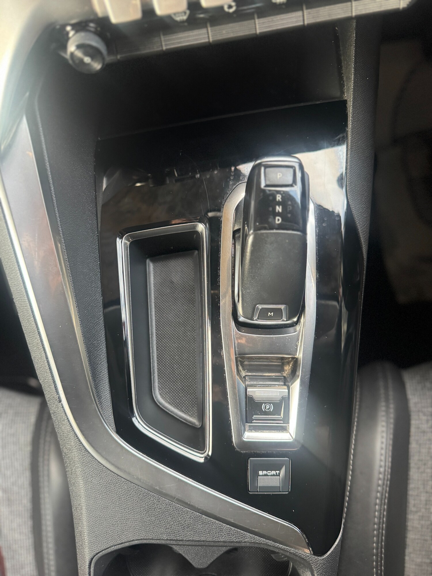 Used Peugeot 3008 2017 for sale - 76816986: Photo 30