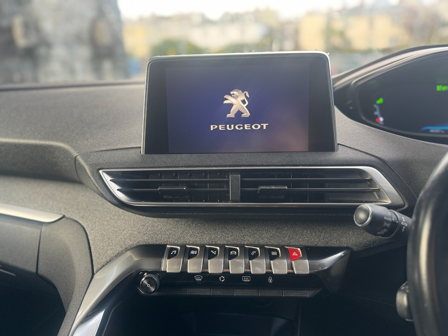 Used Peugeot 3008 2017 for sale - 76816986: Photo 31