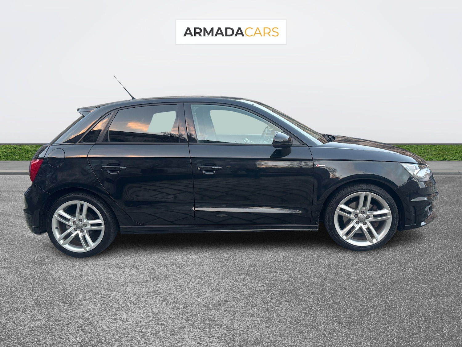Used Audi A1 2013 for sale - 77170589: Photo 4